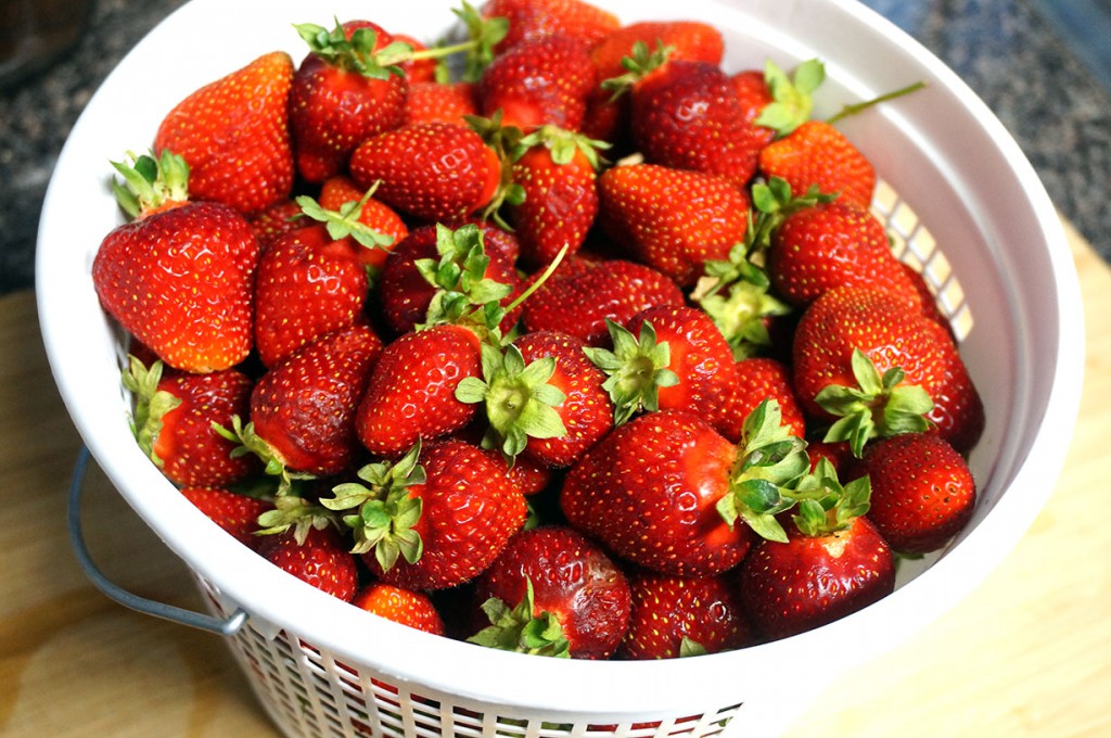 Strawberry Daifuku Steps